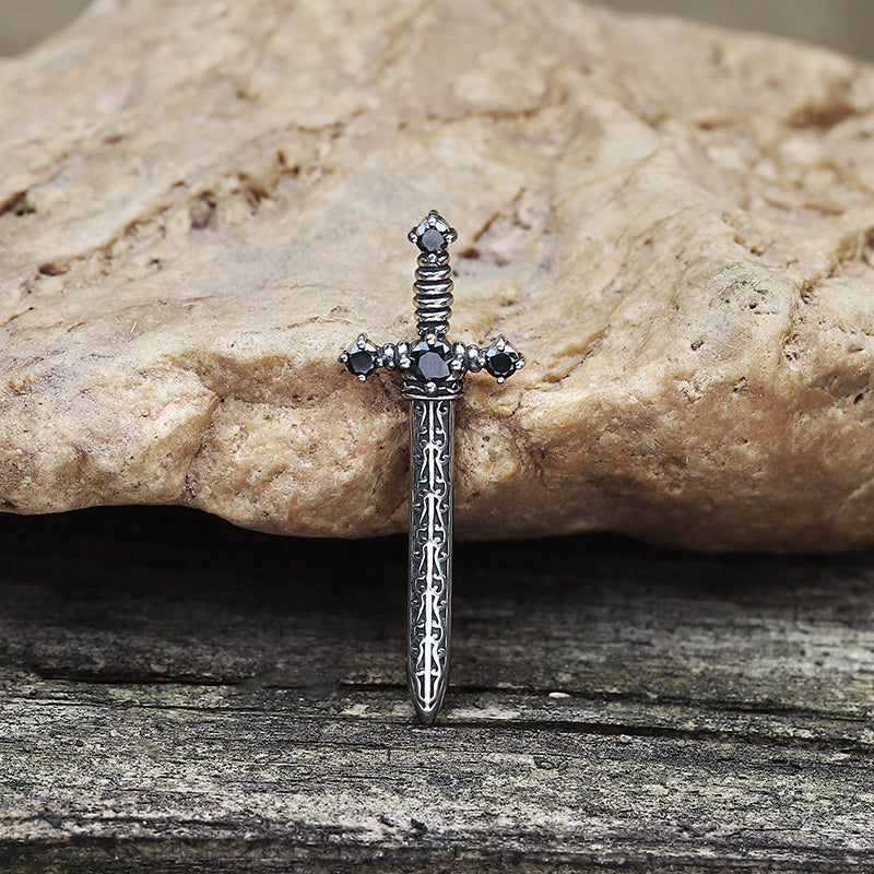 VINTAGE SWORD STAINLESS STEEL PENDANT